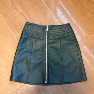 BERSHKA Forest hunter green vegan leather metal zipper mini skirt SIZE XS